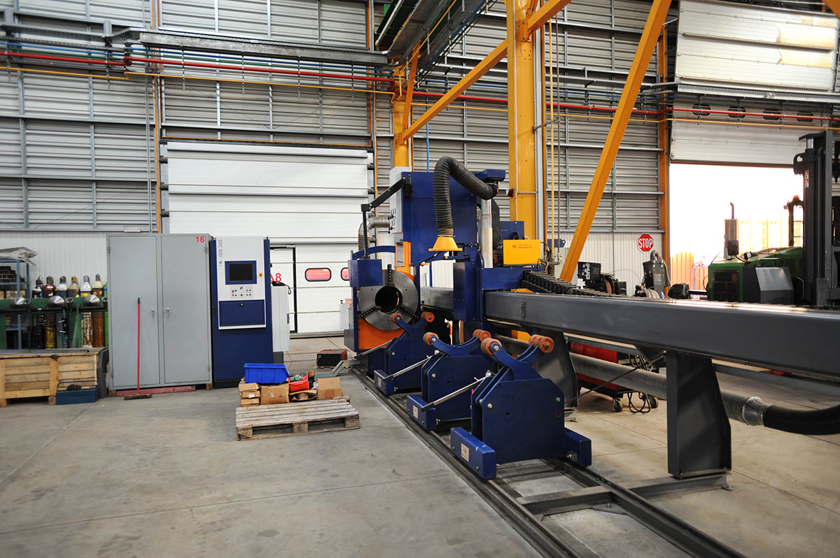 07 CNC pipe cutting machine