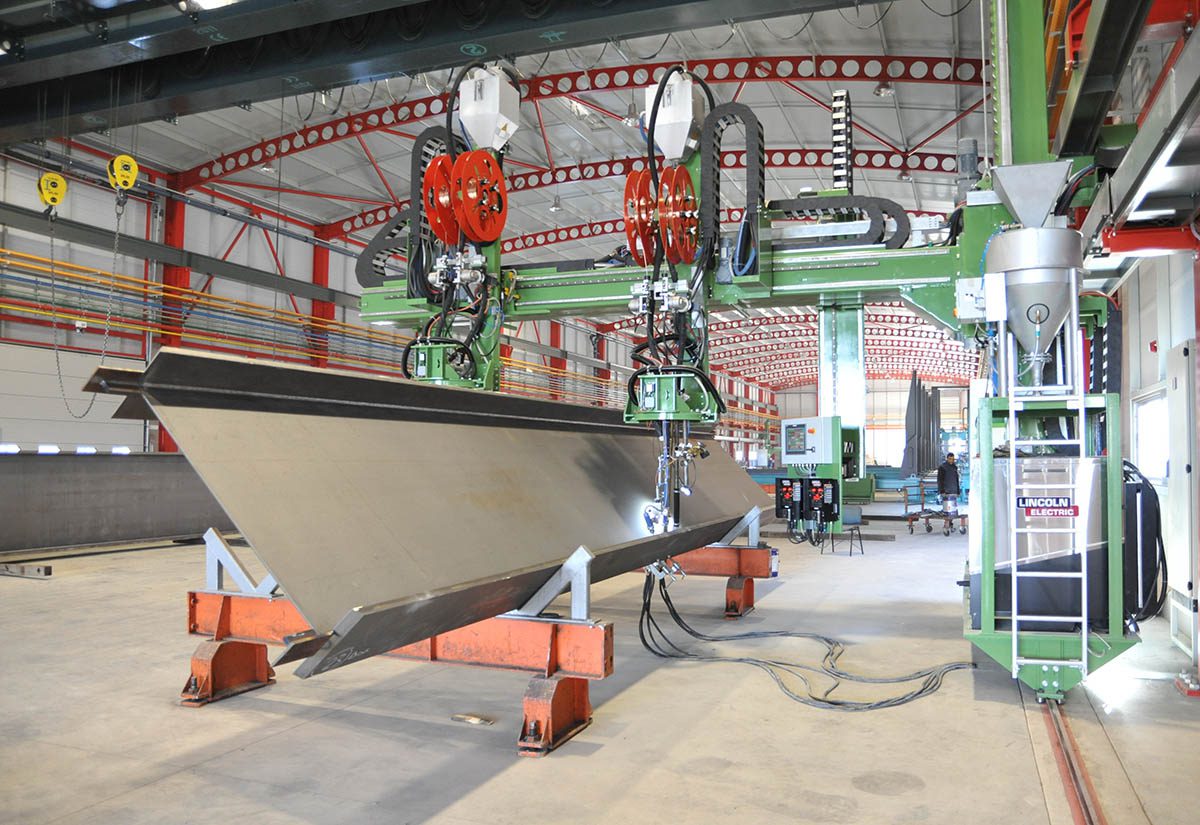 10-Welding-Line-for-girders-and-beams