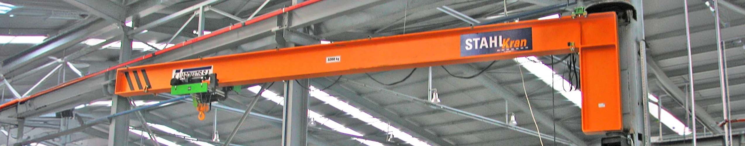 Sovel – Column Mounted Slewing Jib Cranes 3.5 tn – 3.2 tn