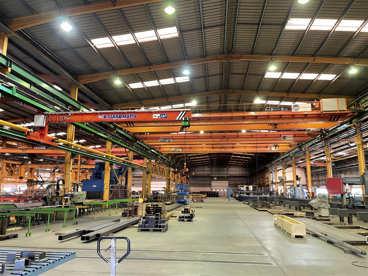7. N2 - Wall Console Crane_1.6t x 9m_1295 (1)