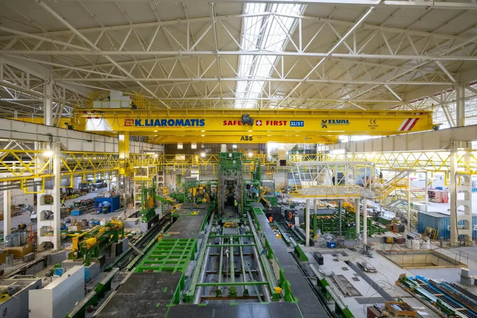 Top Running Cranes image